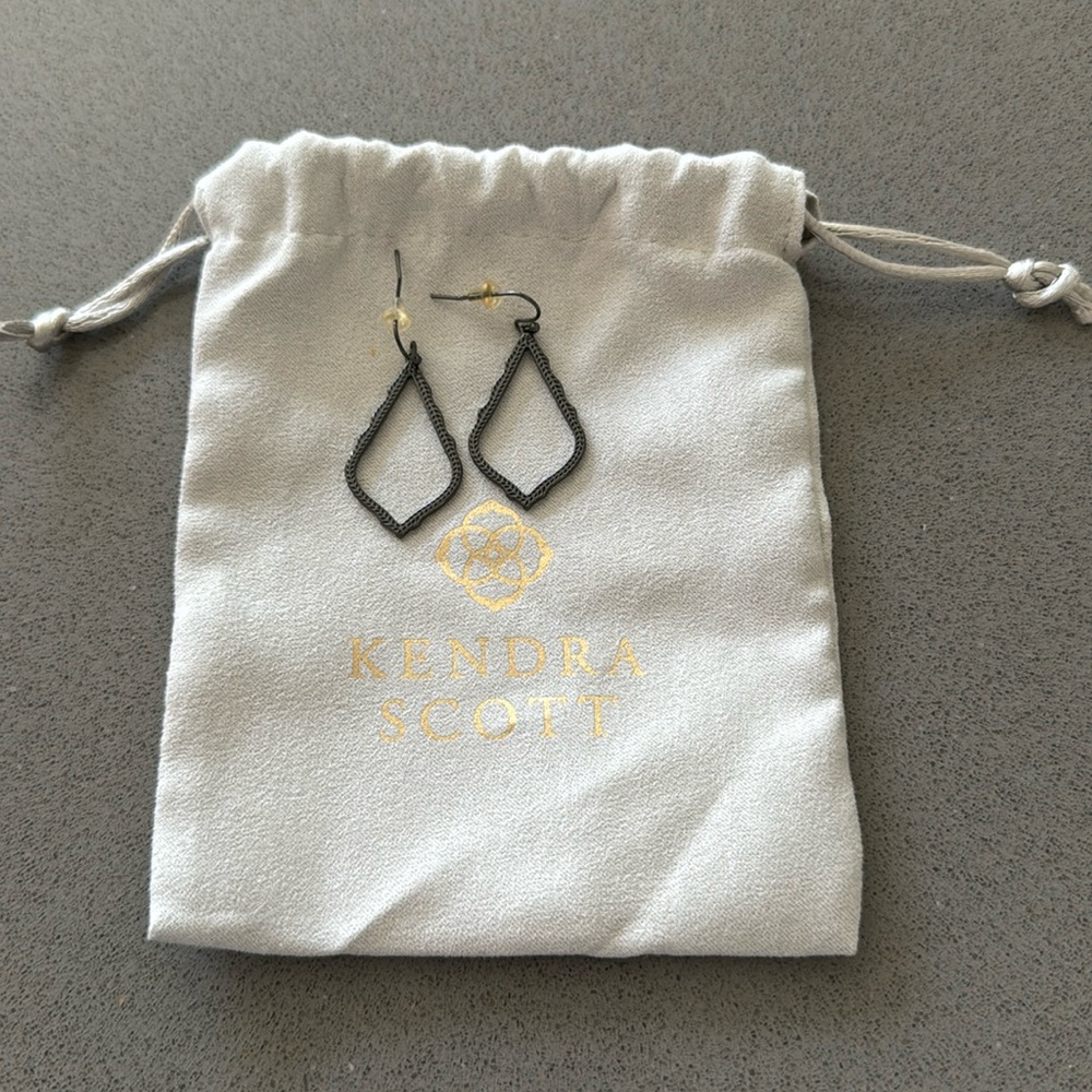 Kendra Scott Gunmetal Gray Black Drop Earrings